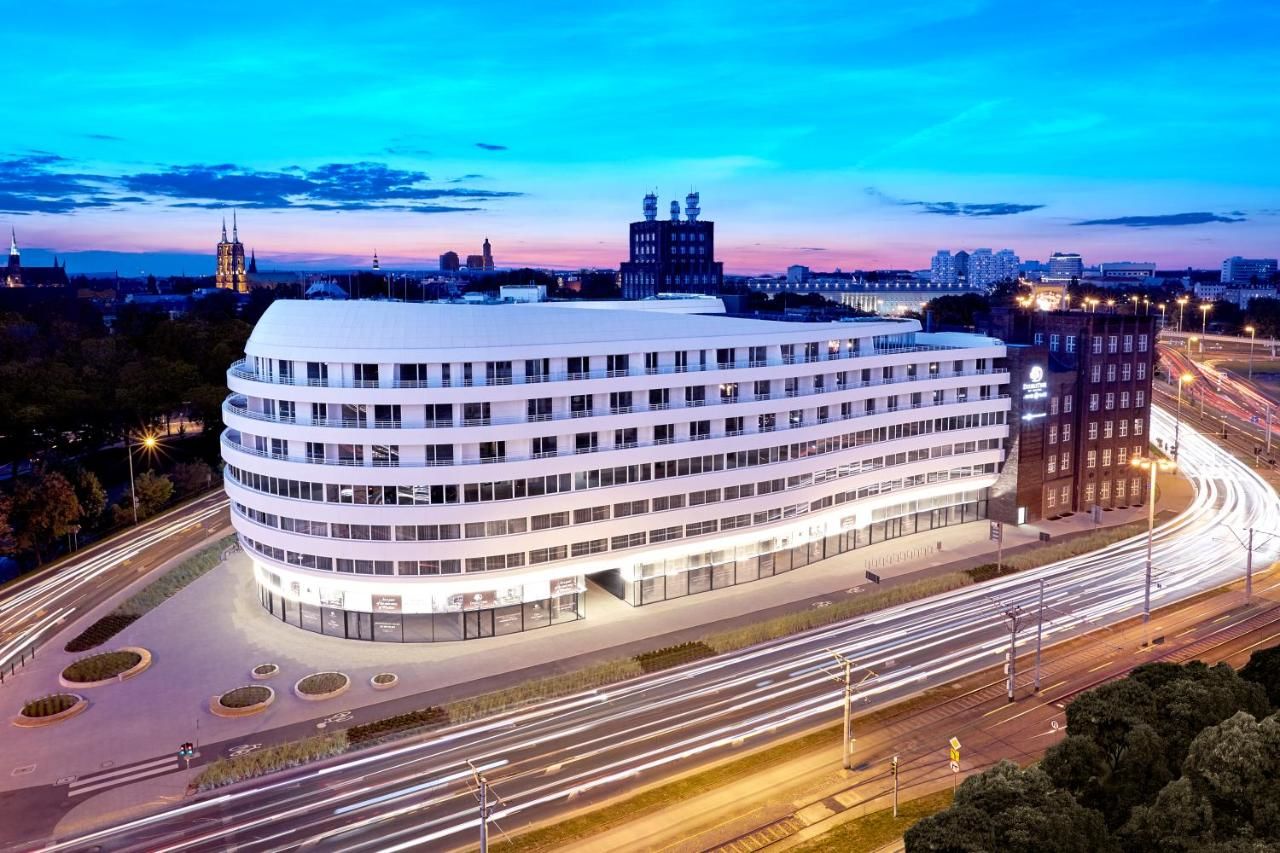 Отель DoubleTree by Hilton Wroclaw Вроцлав-26